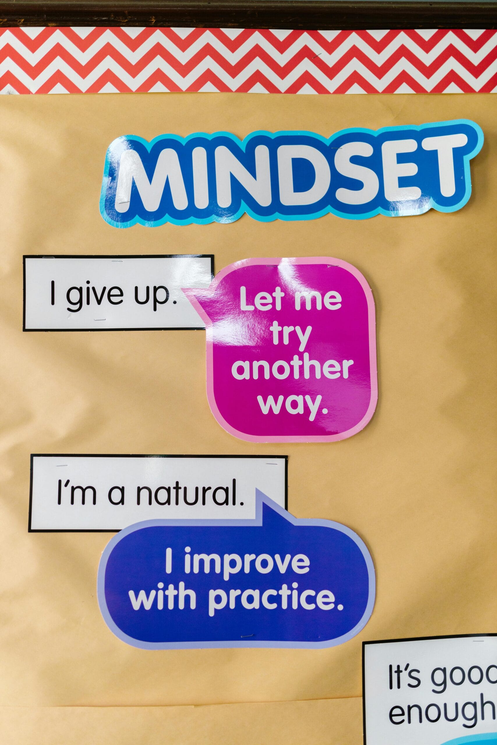 Colorful motivation poster showing positive mindset messages like ‘Let me try another way’ and ‘I improve with practice’ to encourage a growth mindset and motivation.